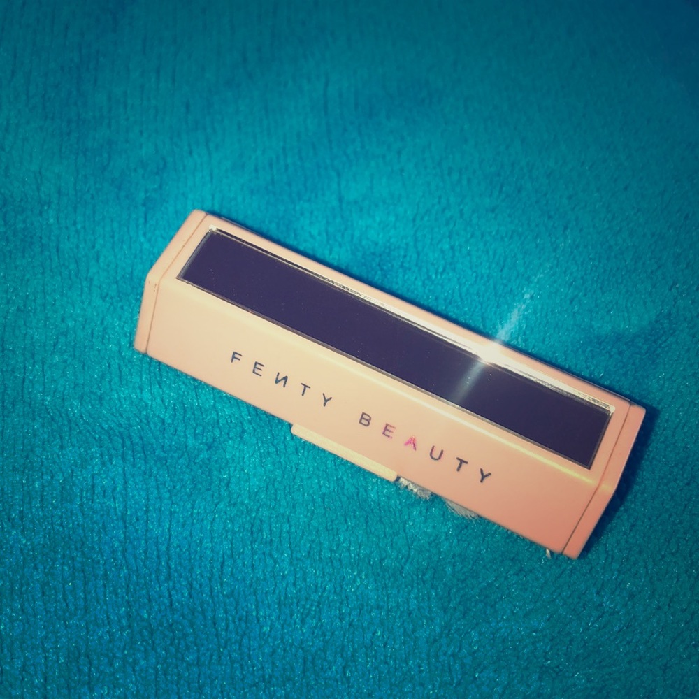 Face oil blotting paper sheets with makeup mirror